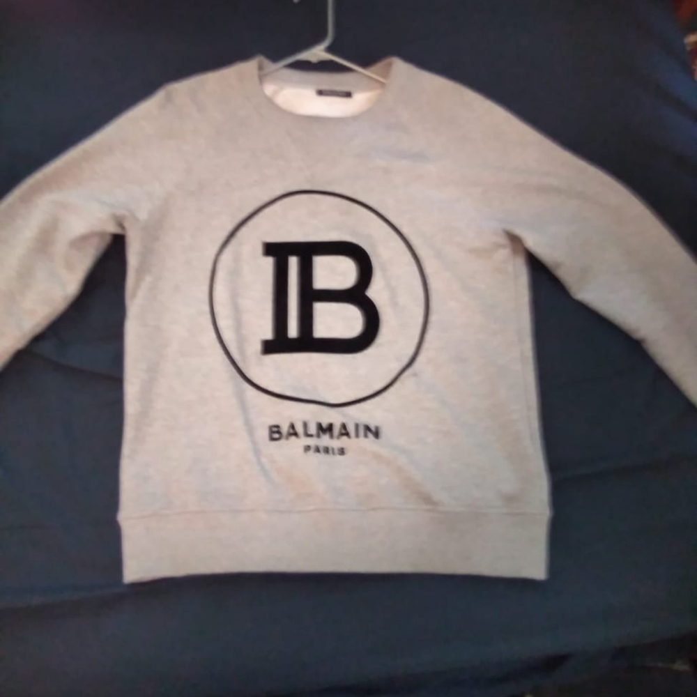 Sweatshirt - Picture 2 of 3